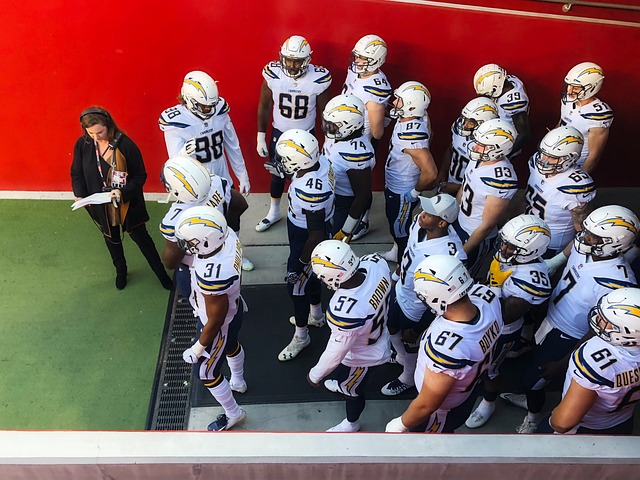 他的缺席可 他的缺席可