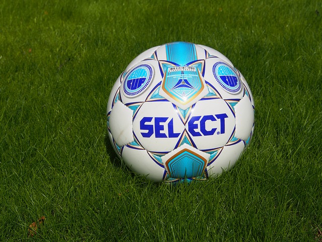 仅仅是一个 仅仅是一个